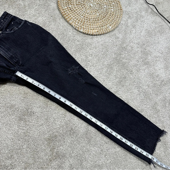 Abercrombie & Fitch Curve Love The Mom High Rise Skinny Jean Black Destroy 26 2R - Picture 15 of 15